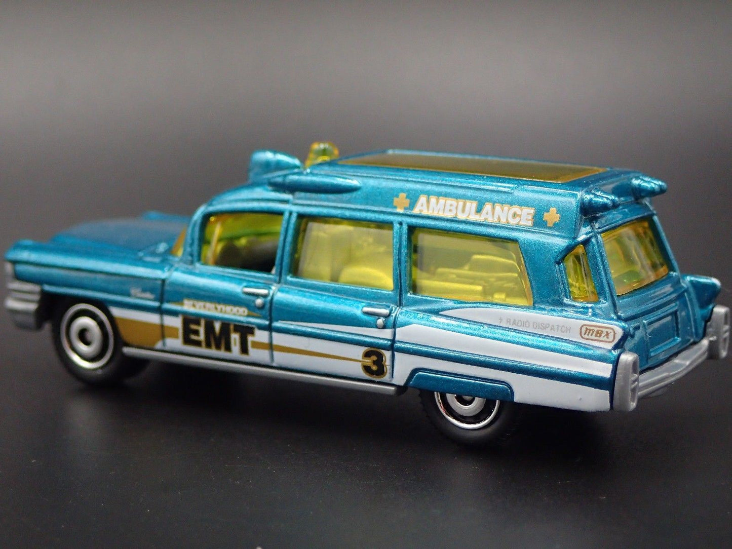 1963 63 CADILLAC CADDY AMBULANCE EMT 1:81 SCALE COLLECTIBLE DIECAST MODEL CAR