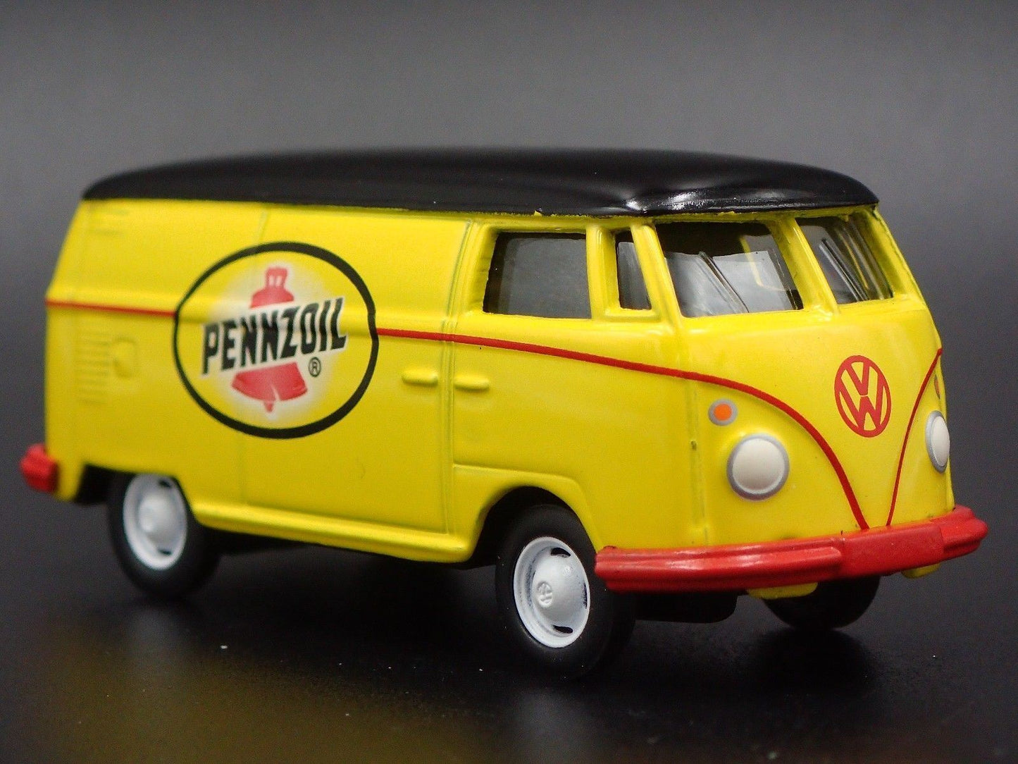 1950-1967 VW VOLKSWAGEN TYPE 2 T1 PANEL VAN PENNZOIL RARE 1:64 DIECAST MODEL CAR