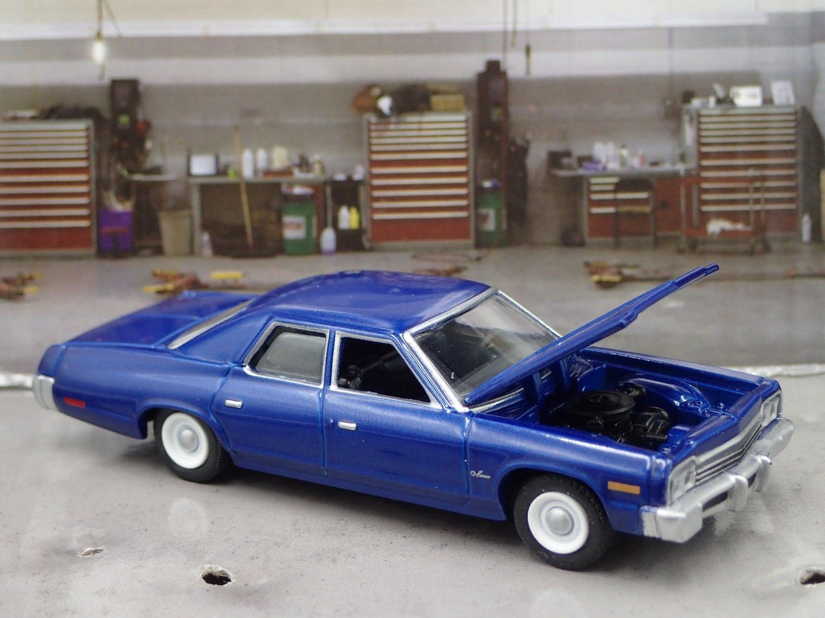 1975 DODGE MONACO 4 FOUR DOOR RARE 1/64 SCALE COLLECTIBLE DIECAST MODEL CAR-Burning Rubber Toy Company