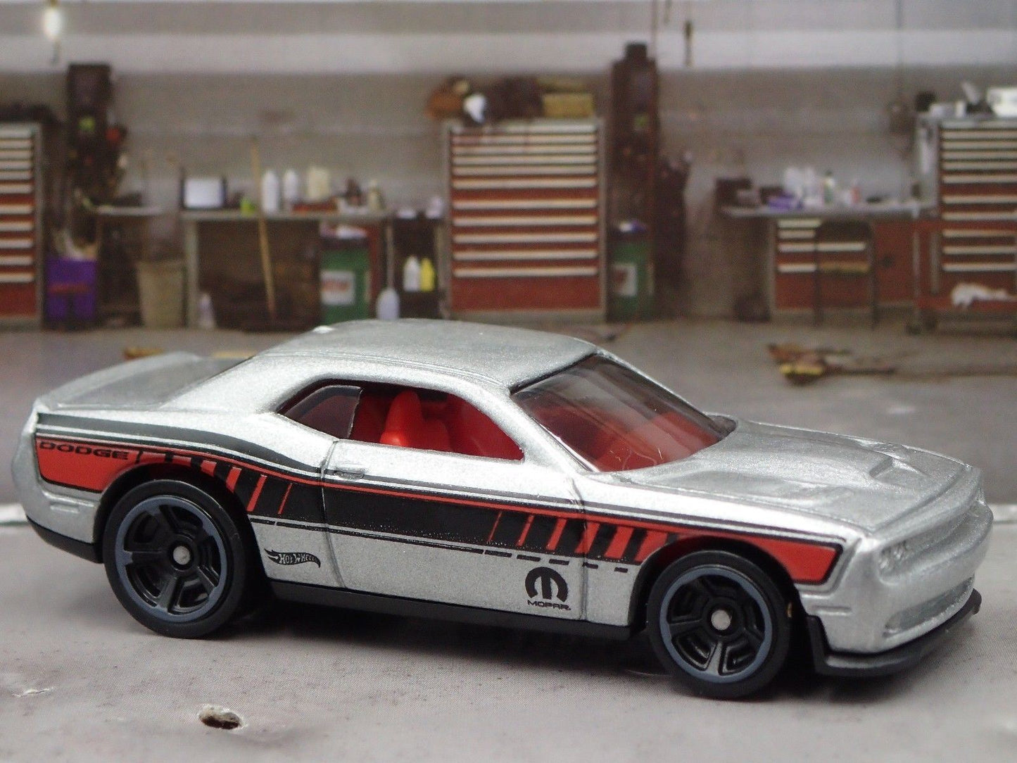 2011-2023 DODGE CHALLENGER SRT HELLCAT GRAY 1/64 SCALE DIORAMA DIECAST MODEL CAR