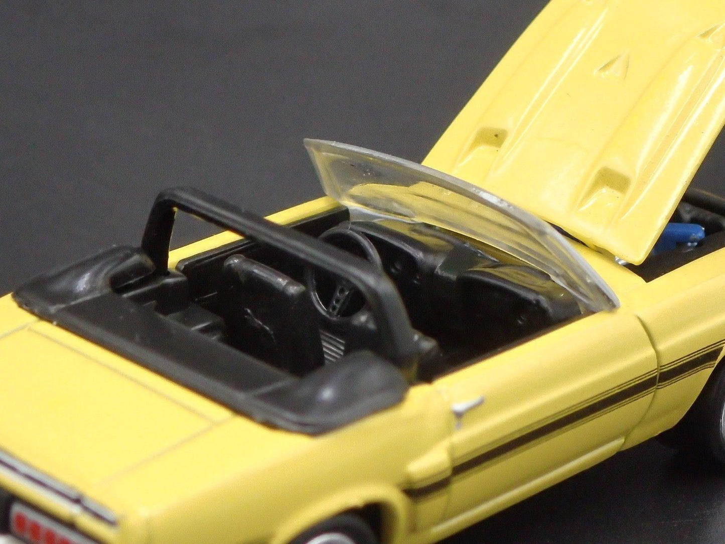 1969 69 FORD MUSTANG SHELBY GT350 CONVERTIBLE RARE 1/64 SCALE DIECAST MODEL CAR