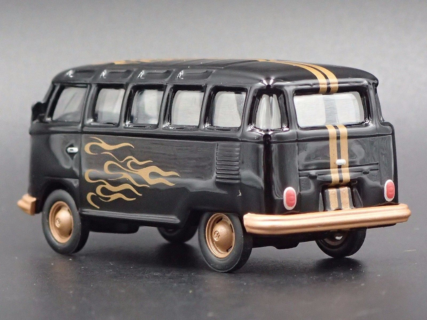 1950-1967 VW VOLKSWAGEN TYPE 2 T1 23 WINDOW BUS 1:64 SCALE DIECAST MODEL CAR