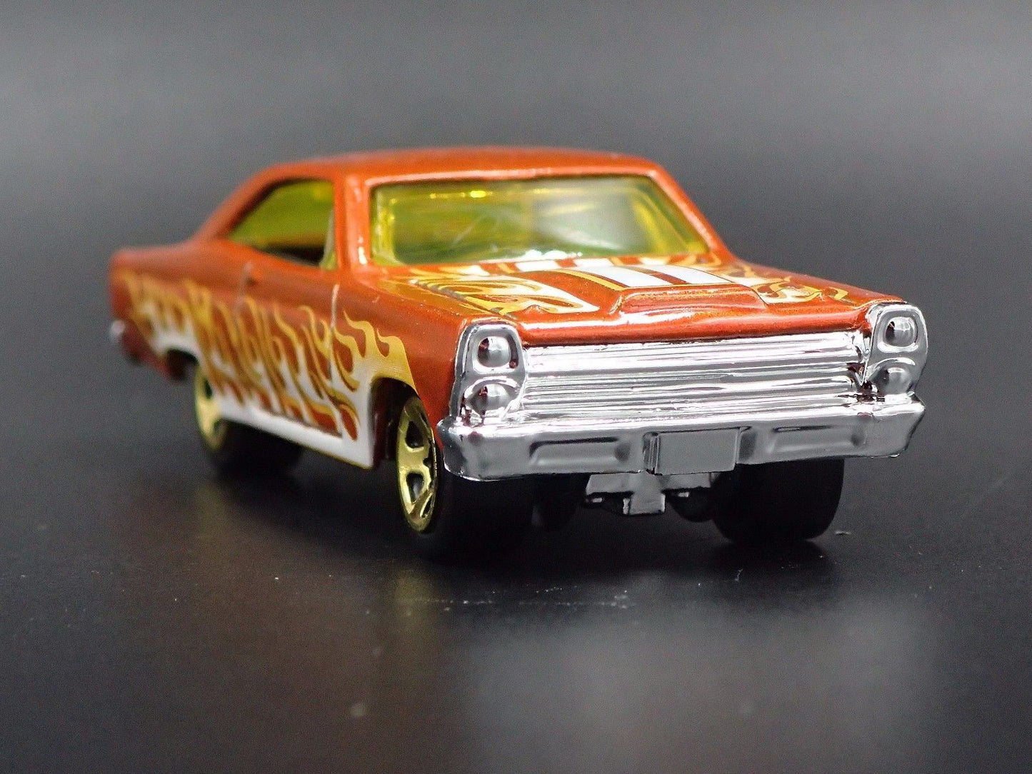 1966 66 FORD FAIRLANE GT ORANGE 1:64 SCALE COLLECTIBLE DIORAMA DIECAST MODEL CAR