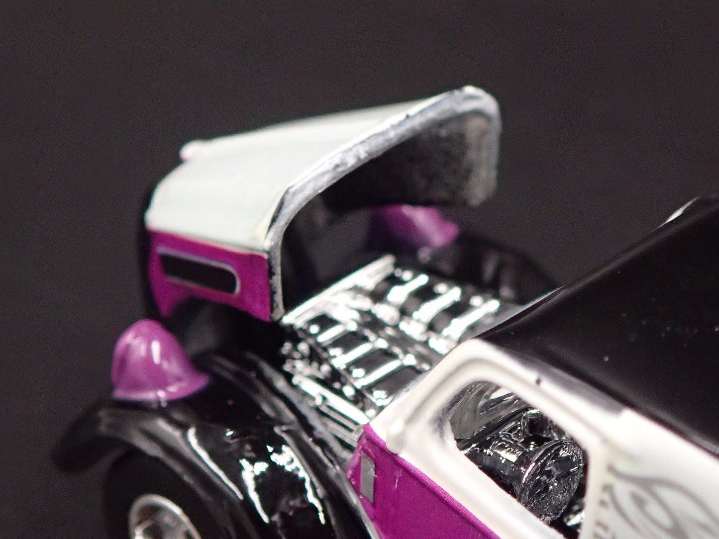 1948 48 FORD ANGLIA PANEL TRUCK 1:64 SCALE COLLECTIBLE DIORAMA DIECAST MODEL CAR