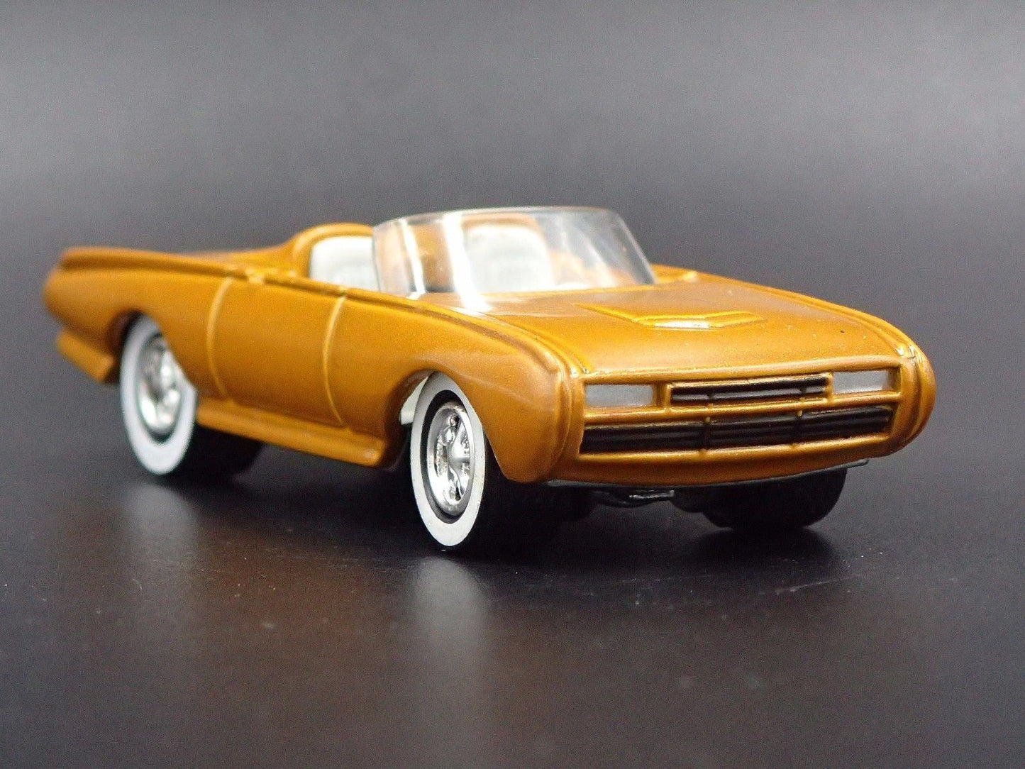1962 62 FORD THUNDERBIRD TBIRD CONVERTIBLE BAD BIRD 1:64 SCALE DIECAST MODEL CAR