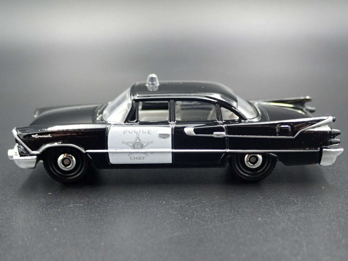 1959 59 DODGE CORONET POLICE CAR BLACK 1:64 SCALE DIORAMA DIECAST MODEL CAR