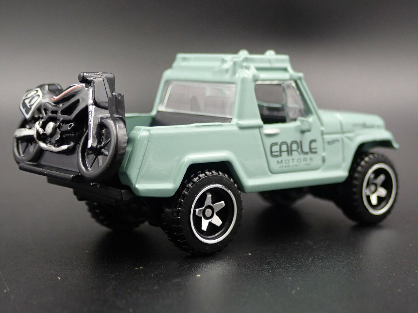 1966 - 1973 JEEP JEEPSTER COMMANDO RARE 1:64 SCALE DIORAMA DIECAST MODEL CAR