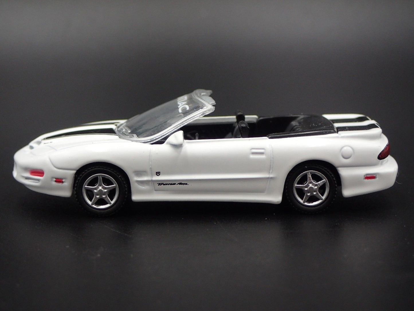 1999 99 PONTIAC FIREBIRD TRANS AM T/A CONVERTIBLE 1/64 SCALE DIECAST MODEL CAR