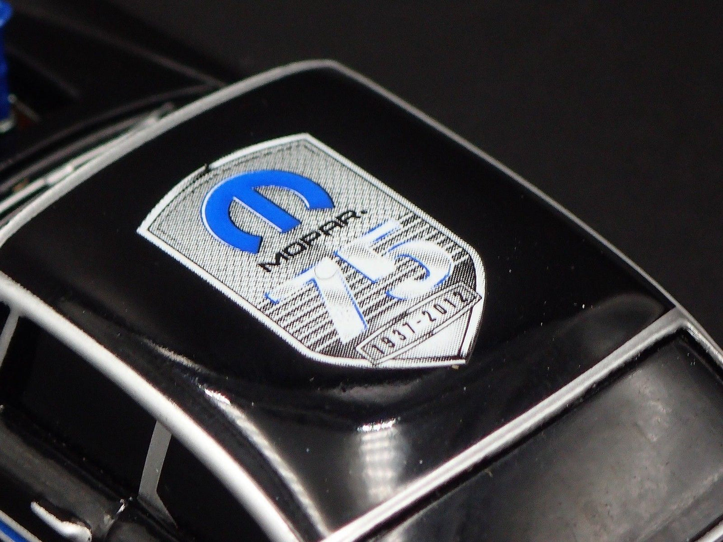 1958 58 PLYMOUTH FURY BLACK 1/64 SCALE COLLECTIBLE DIORAMA DIECAST MODEL CAR