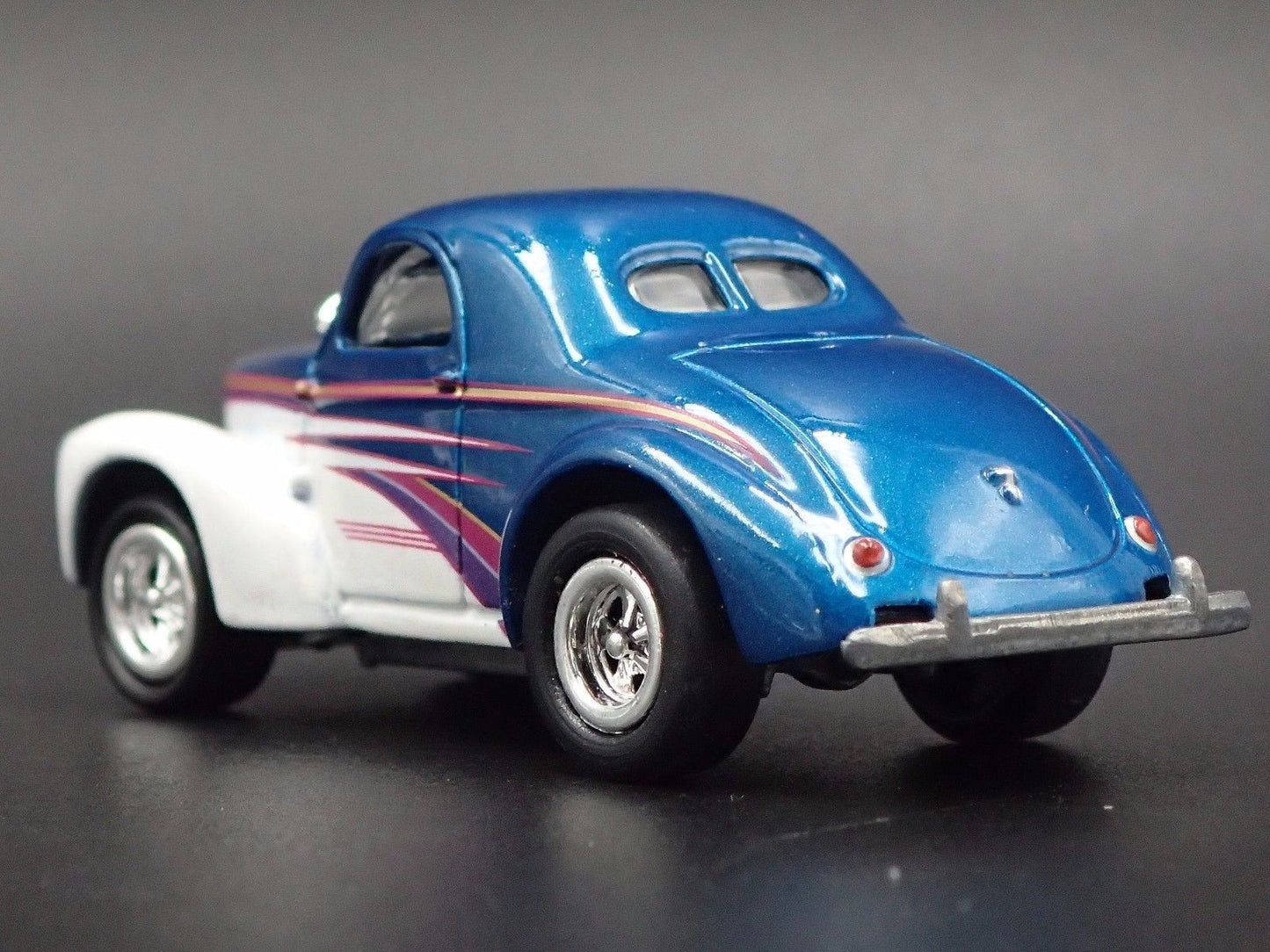 1941 41 WILLYS COUPE GASSER NHRA WHITE 1:64 SCALE DIORAMA DIECAST MODEL CAR