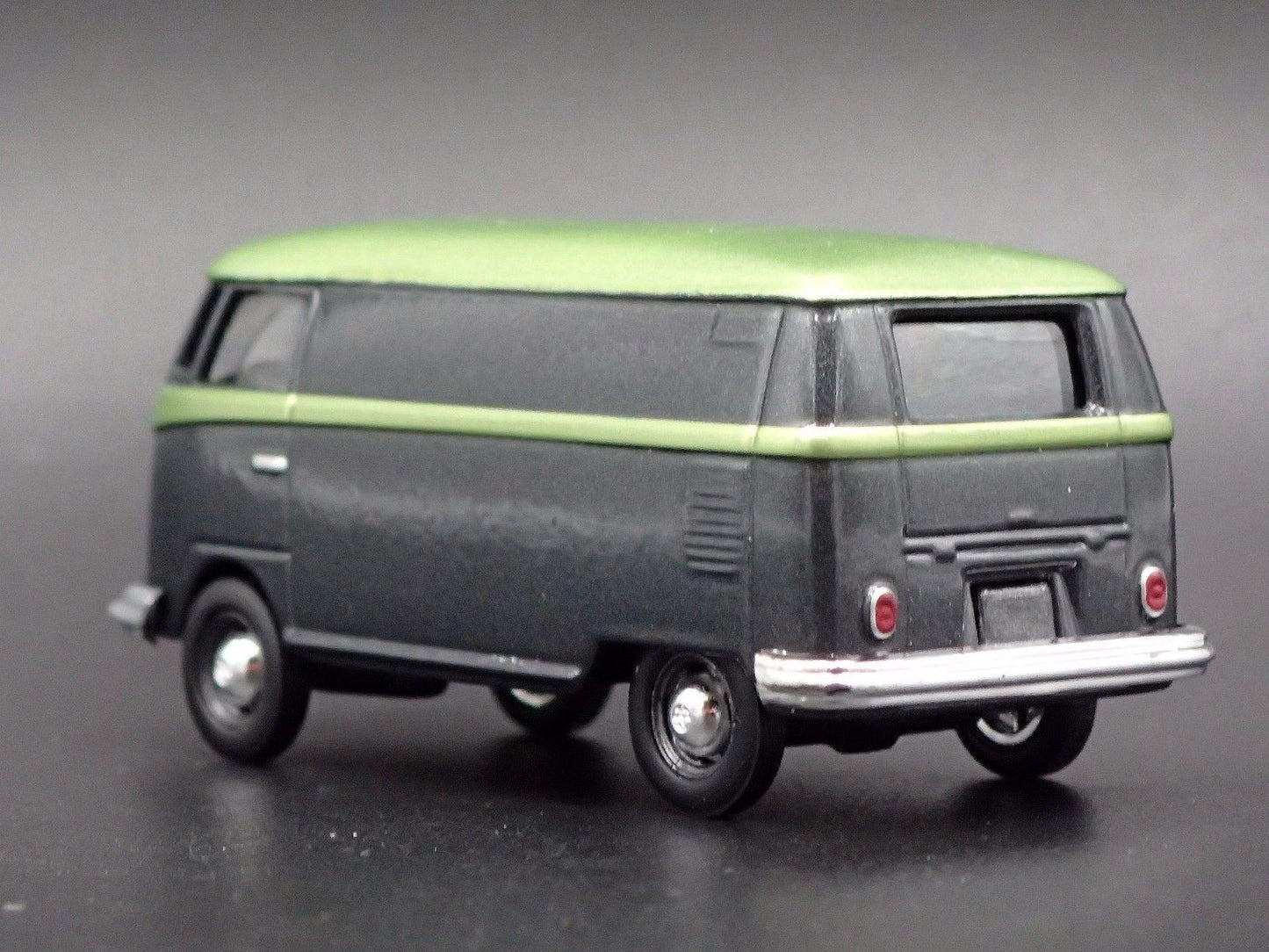1950-1967 VW VOLKSWAGEN TYPE 2 T1 PANEL VAN GREEN 1:64 SCALE DIECAST MODEL CAR