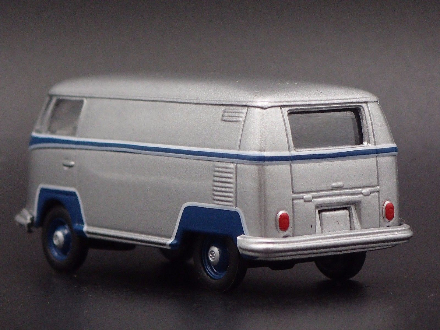 1950-1967 VW VOLKSWAGEN TYPE 2 T1 PANEL VAN SILVER 1:64 SCALE DIECAST MODEL CAR