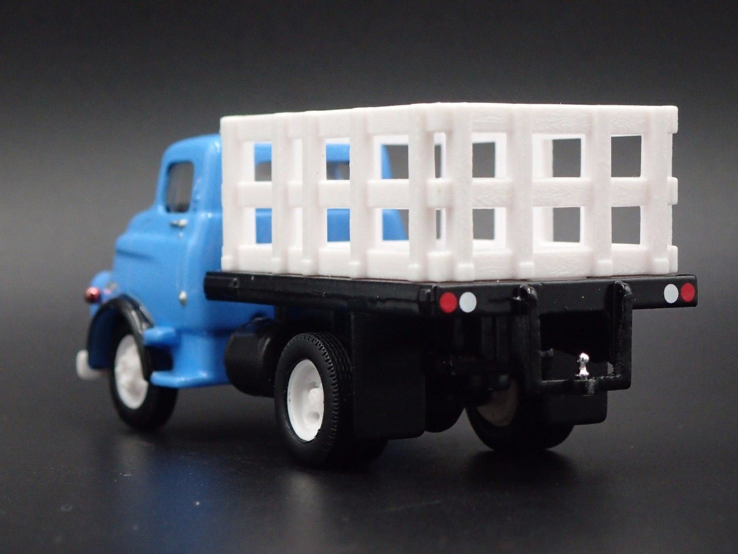 1957 57 DODGE FARGO COE STAKE BED TRUCK 1:64 SCALE DIORAMA DIECAST MODEL CAR