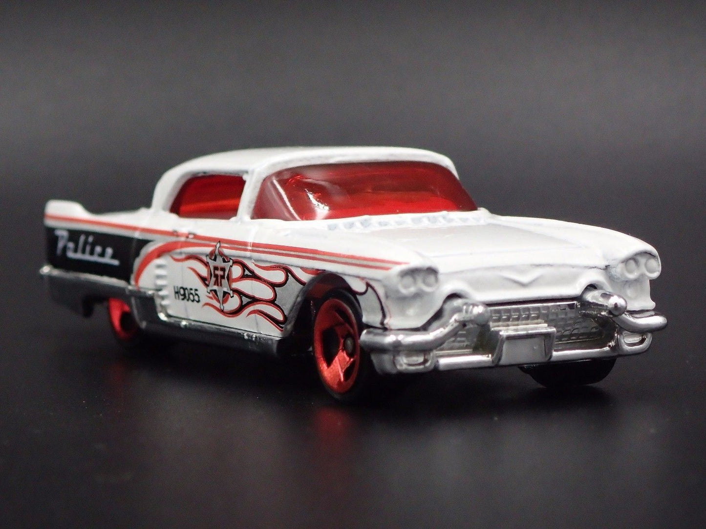 1957 57 CADILLAC CADDY ELDORADO BROUGHAM POLICE 1:64 SCALE DIECAST MODEL CAR