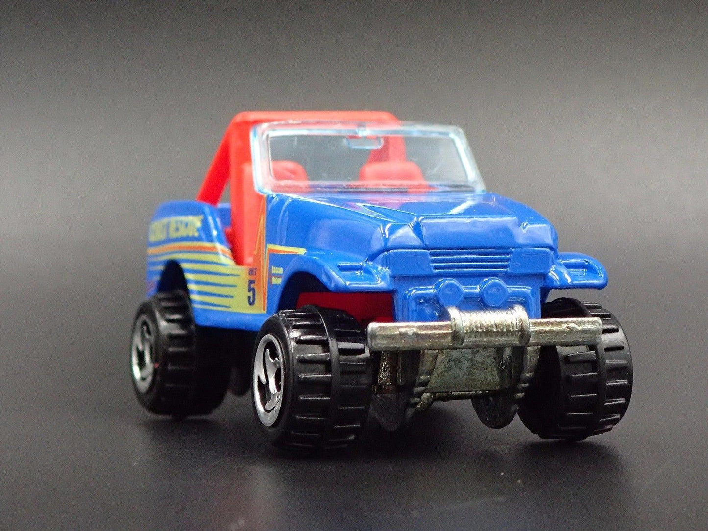 1986-1995 JEEP WRANGLER CJ7 YJ COAST RESCUE 1:64 SCALE DIORAMA DIECAST MODEL CAR