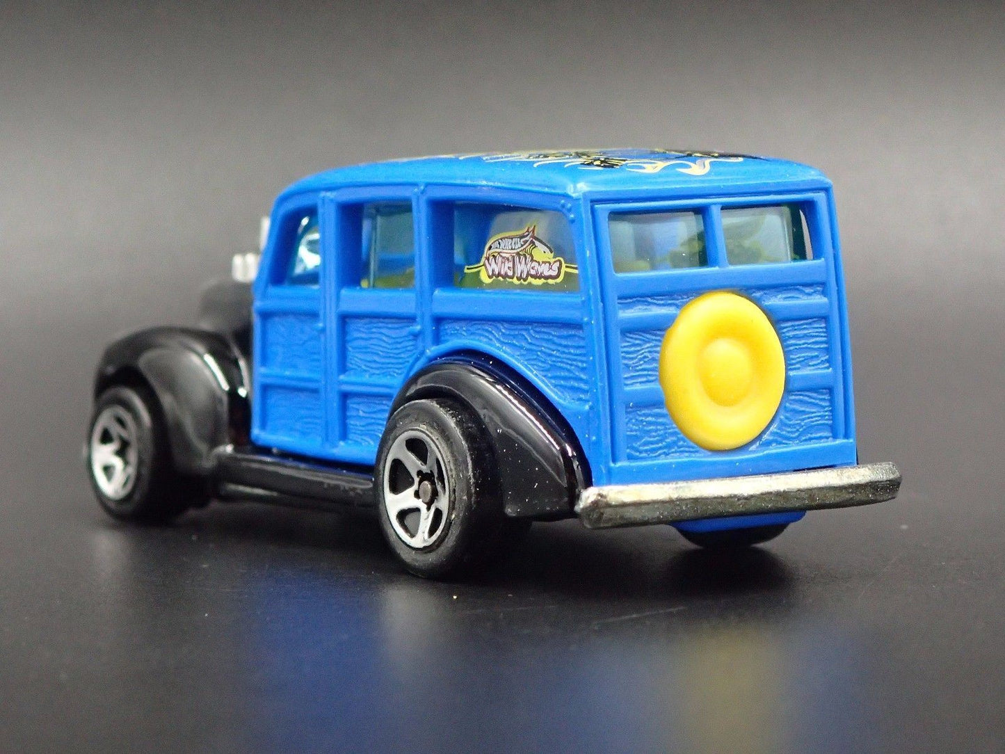 1940 40 FORD WOODIE WOODY STATION WAGON BLUE 1:64 SCALE DIECAST MODEL CAR