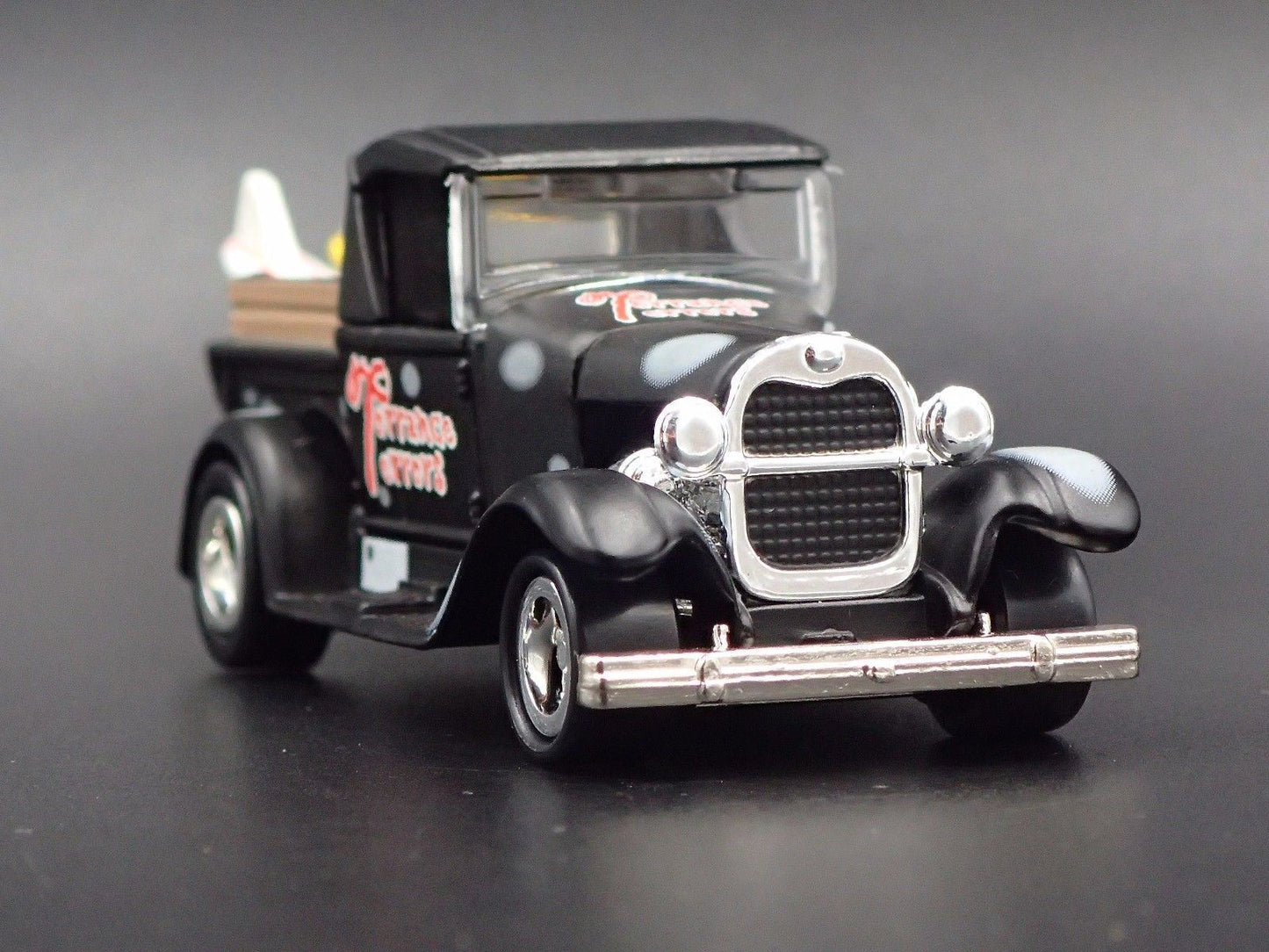 1929 29 FORD MODEL A PICKUP TRUCK SURFING 1:64 SCALE DIORAMA DIECAST MODEL CAR