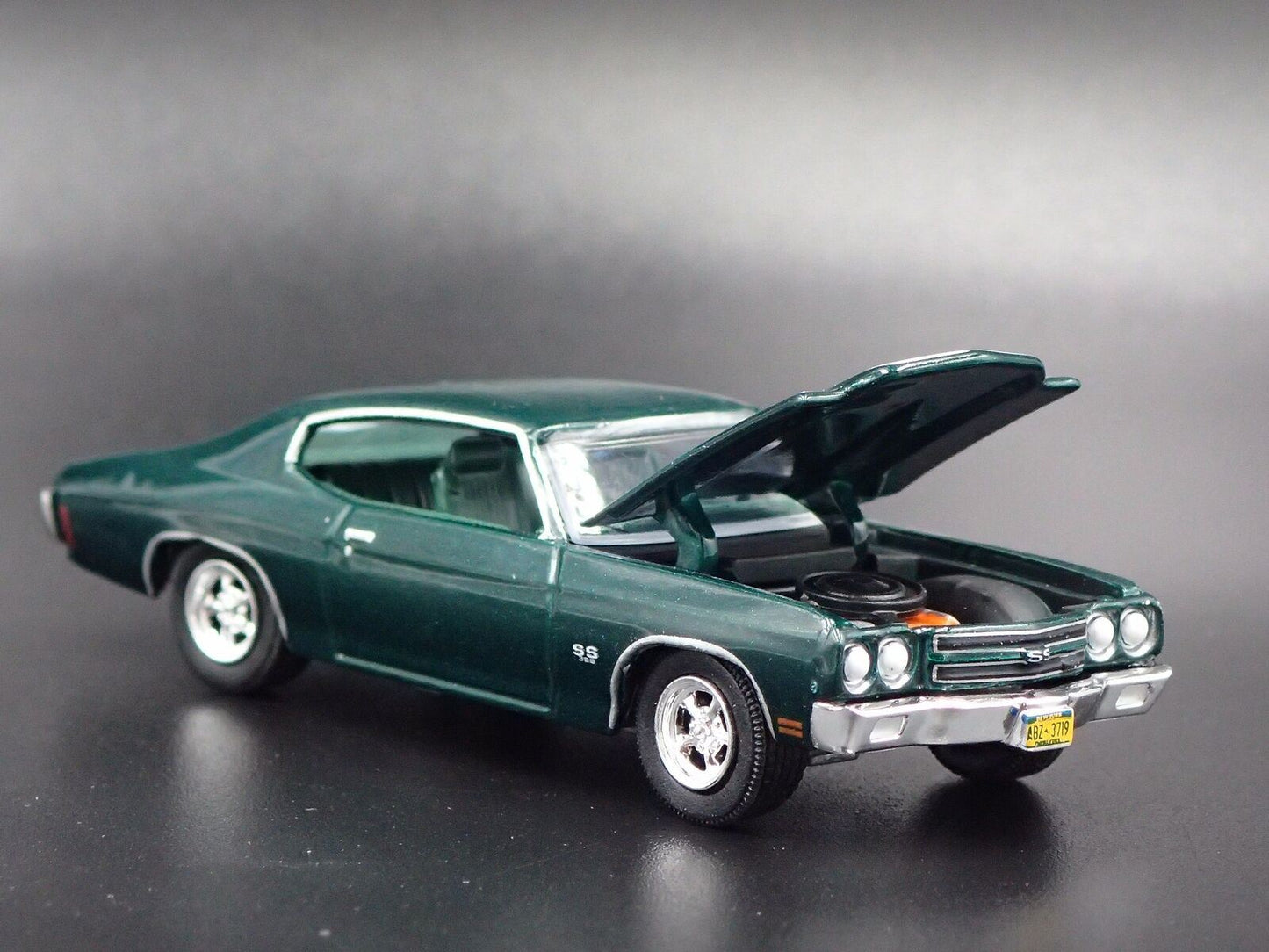1970 70 CHEVY CHEVROLET CHEVELLE SS 396 1/64 SCALE COLLECTIBLE DIECAST MODEL CAR