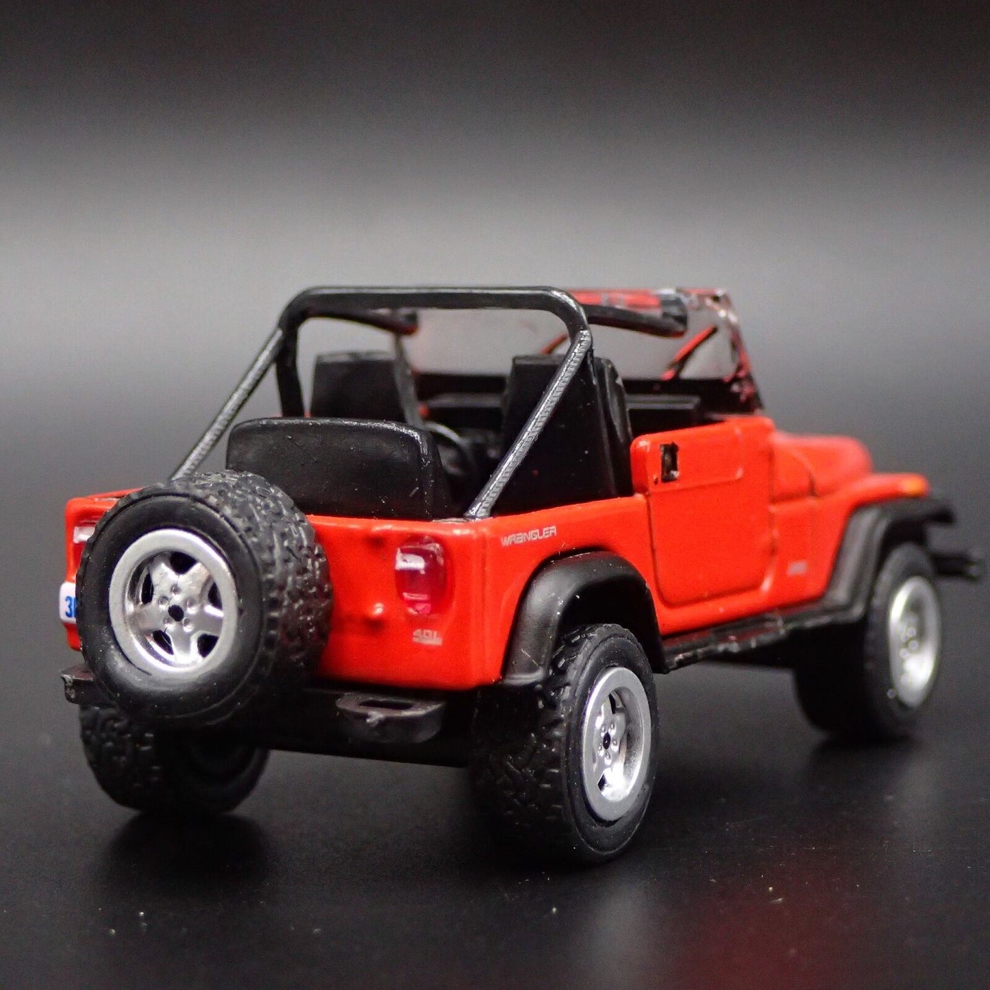 1986 - 1995 JEEP WRANGLER YJ 2 TWO DOOR RED 1/64 SCALE DIORAMA DIECAST MODEL CAR