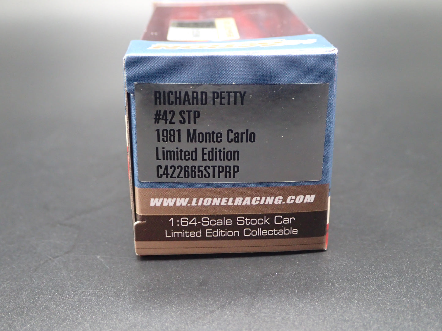 1981 81 MONTE CARLO 43 RICHARD PETTY STP NASCAR 1:64 SCALE DIECAST MODEL CAR