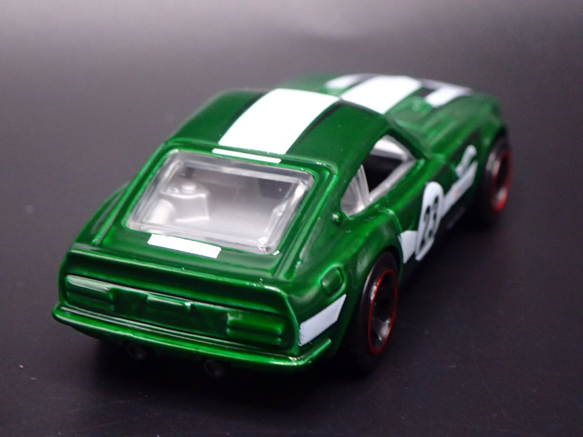 1970-1973 DATSUN 240Z JDM GREEN 1:64 SCALE COLLECTIBLE DIORAMA DIECAST MODEL CAR