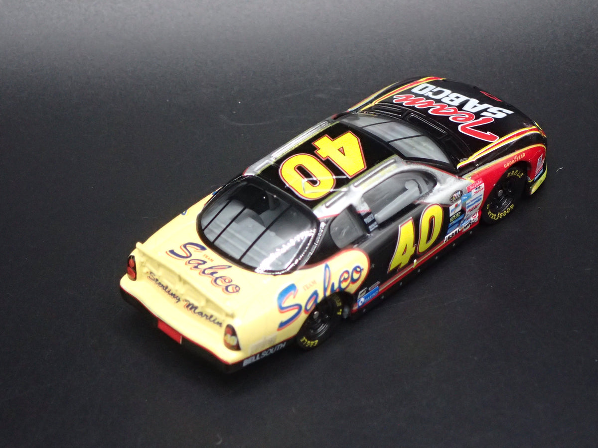 2000 CHEVY CHEVROLET MONTE CARLO 40 STERLING MARLIN NASCAR 1:64 SCALE DIECAST MODEL CAR