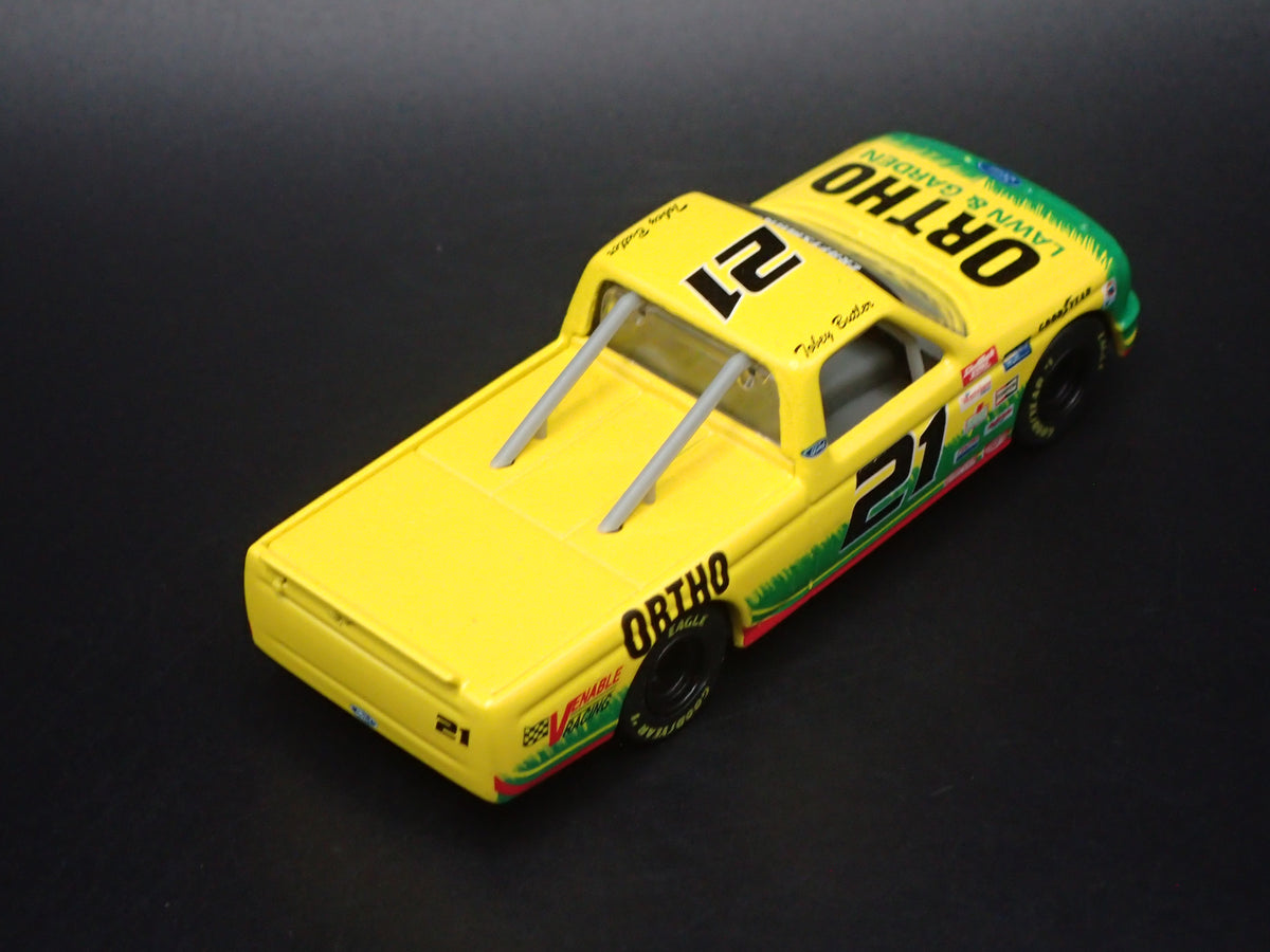 1995 95 CHEVY SILVERADO #21 ORTHO NASCAR TRUCK 1:64 SCALE DIECAST CAR