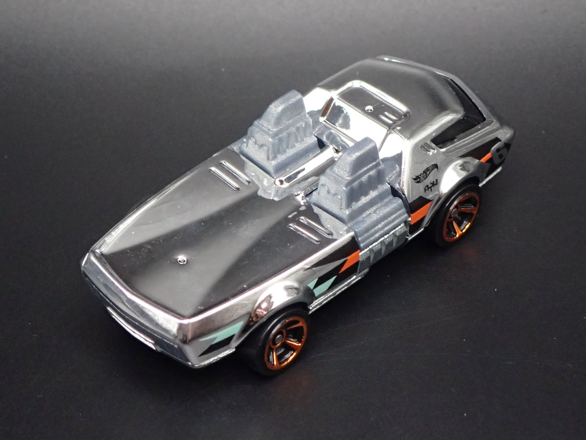 TWIN DORADO FAST RACE CAR CHROME 1:64 SCALE COLLECTIBLE DIORAMA DIECAST MODEL CAR