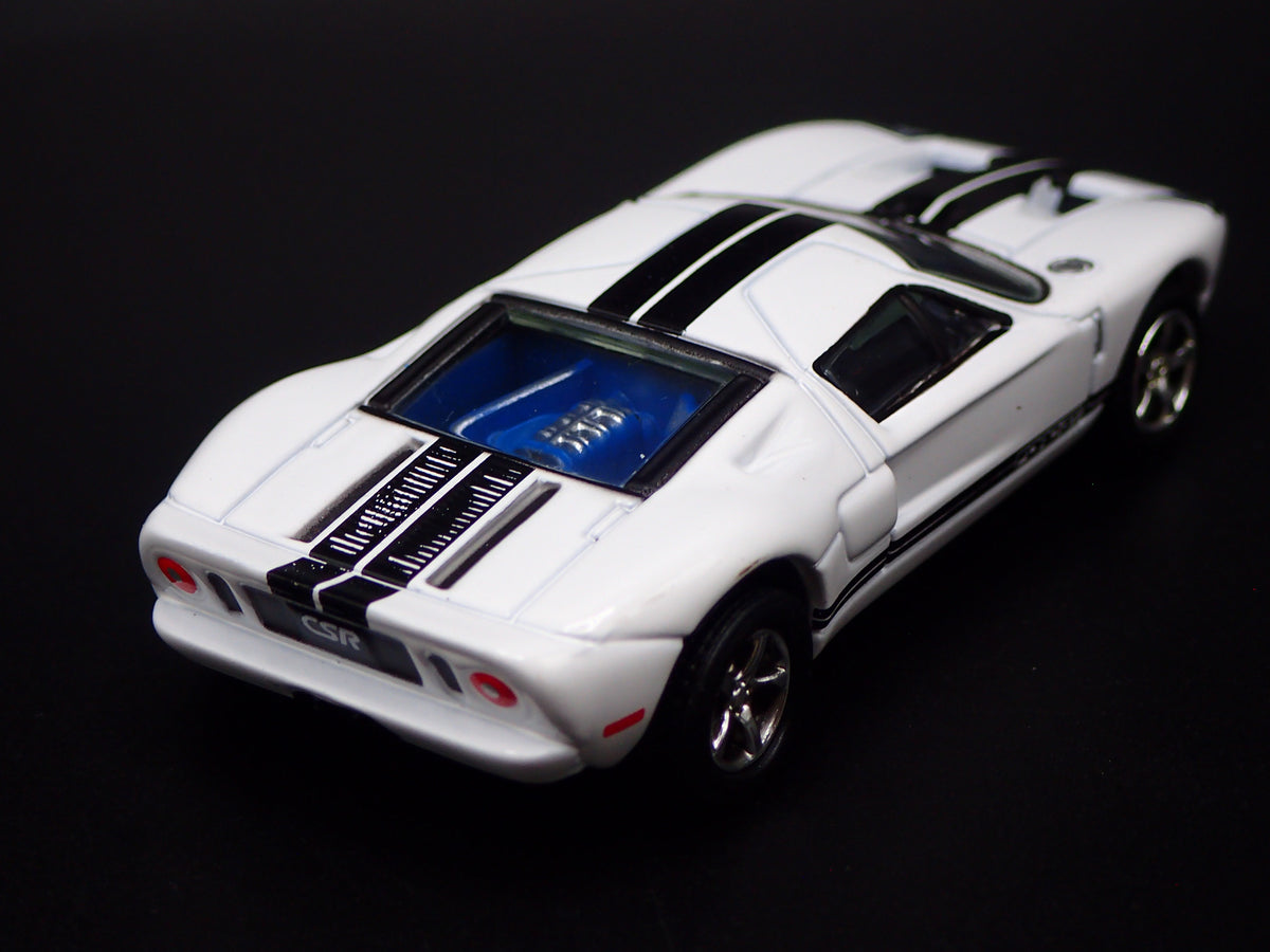 2005 2006 FORD GT WHITE 1:64 SCALE COLLECTIBLE DIORAMA DIECAST MODEL CAR