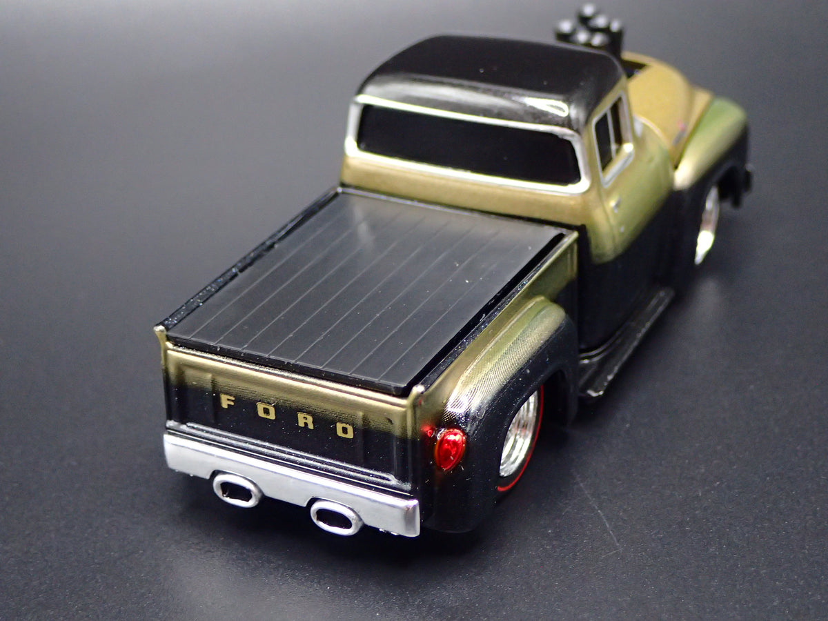 1956 56 FORD F100 PICKUP TRUCK 1:64 SCALE COLLECTIBLE DIORAMA DIECAST MODEL CAR