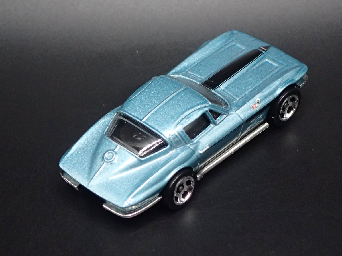 1963 63 CHEVY CHEVROLET CORVETTE SPLIT WINDOW 1/64 SCALE DIECAST MODEL CAR