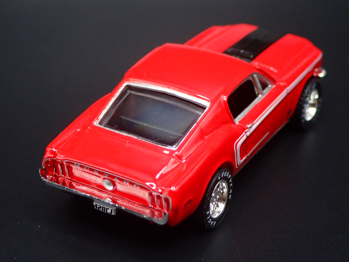 1968 68 FORD MUSTANG GT FASTBACK RED 1:64 SCALE DIORAMA DIECAST MODEL CAR