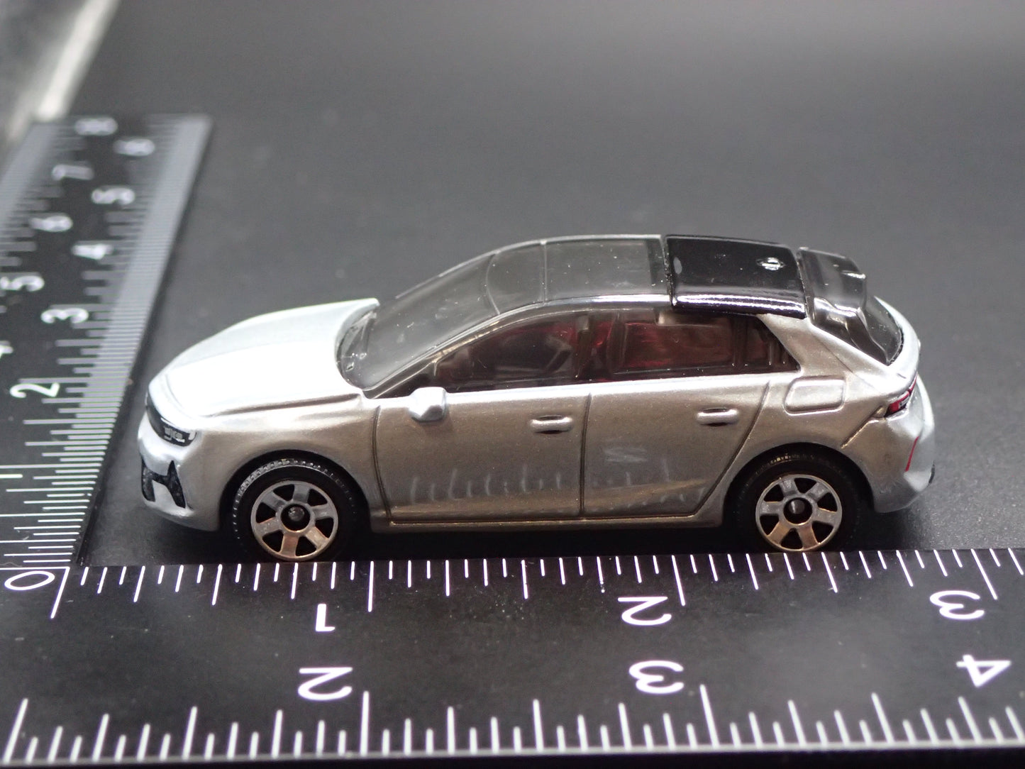 2021-2026 OPEL ASTRA 4 DOOR 1:64 SCALE COLLECTIBLE DIORAMA DIECAST MODEL CAR