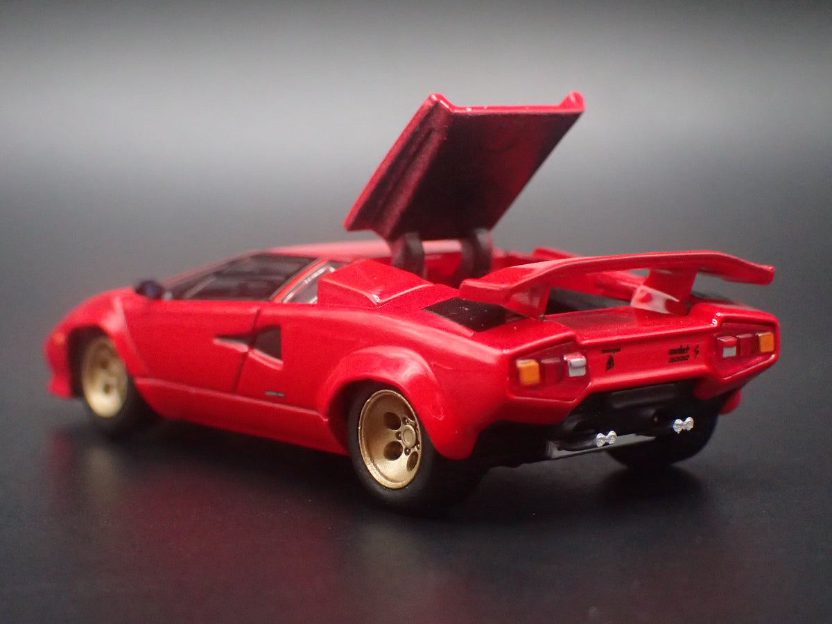 LAMBORGHINI COUNTACH RED 1:64 SCALE COLLECTIBLE DIORAMA DIECAST MODEL CAR