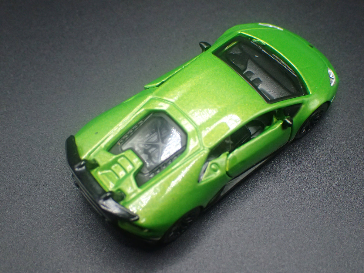 2017-2019 LAMBORGHINI HURACAN PERFORMANTE SUPER CAR 1:64 SCALE DIECAST MODEL CAR