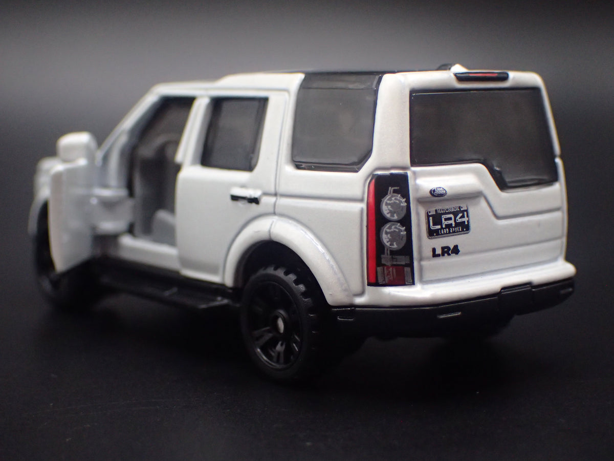 2009-2016 LAND ROVER LR4 WHITE 1/64 SCALE COLLECTIBLE DIECAST MODEL CAR