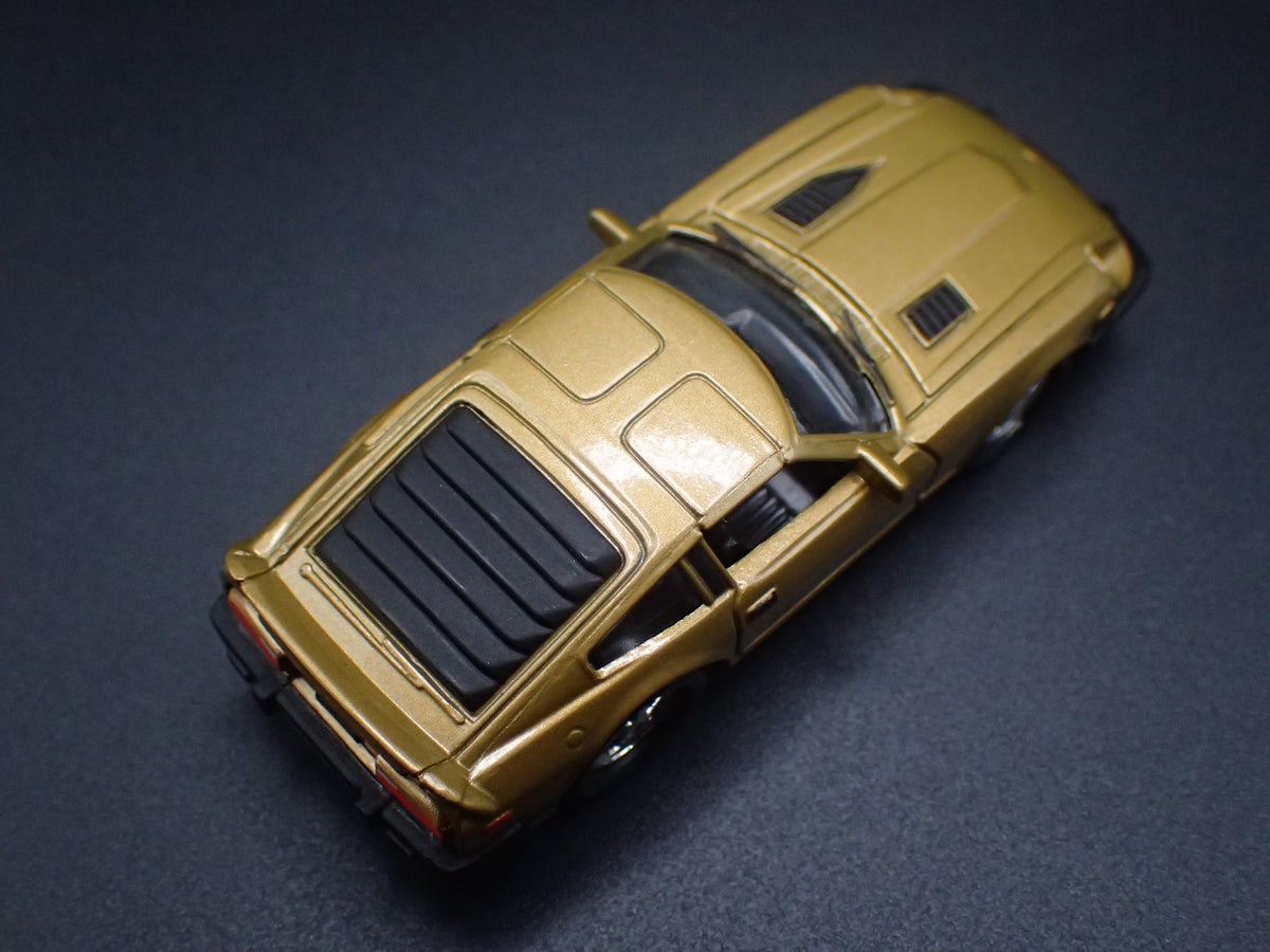 1981 81 DATSUN 280ZX TURBO GOLD 1:64 SCALE COLLECTIBLE DIORAMA DIECAST MODEL CAR