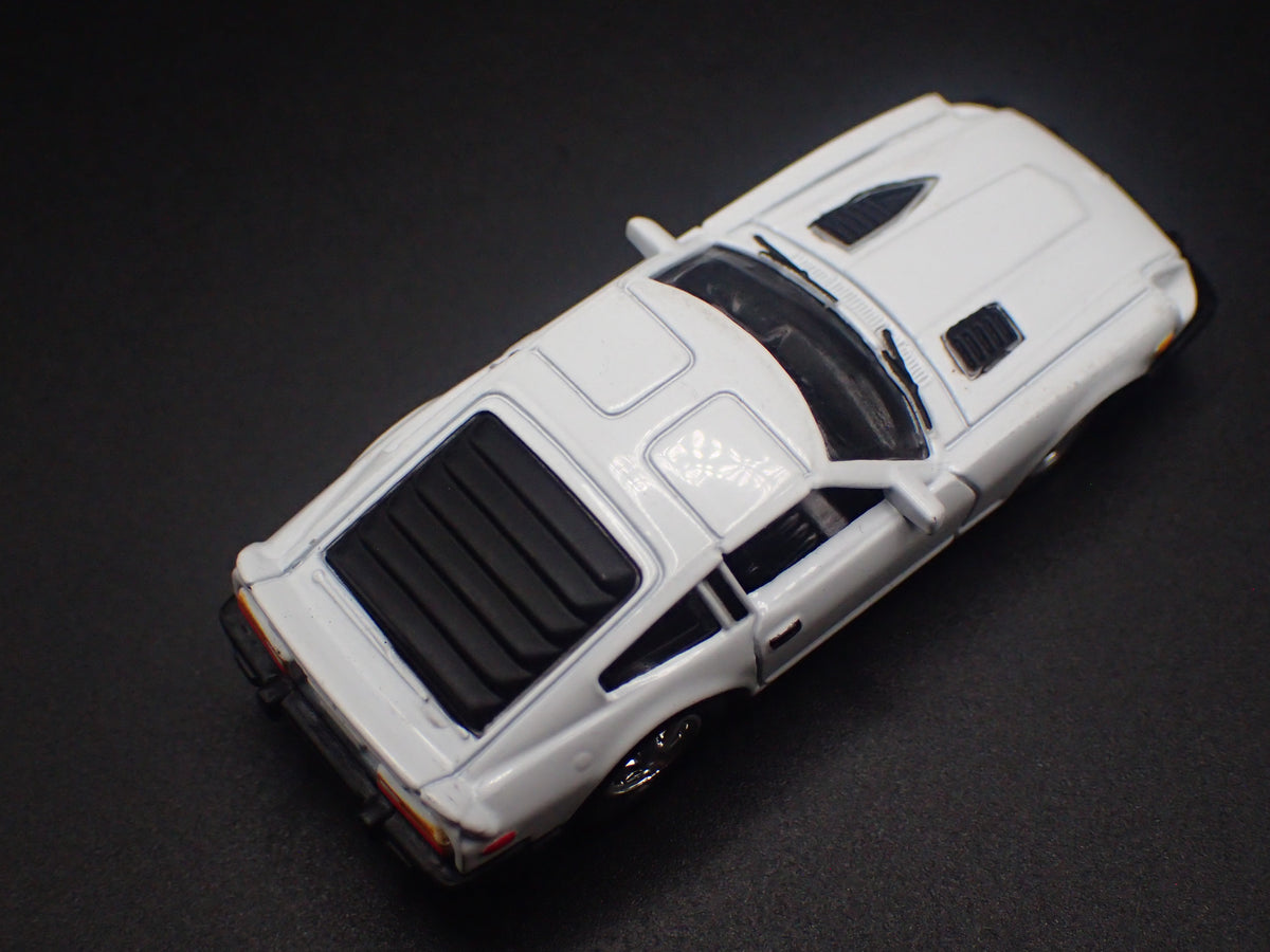 1981 81 DATSUN 280ZX TURBO WHITE 1:64 SCALE COLLECTIBLE DIORAMA DIECAST MODEL CAR