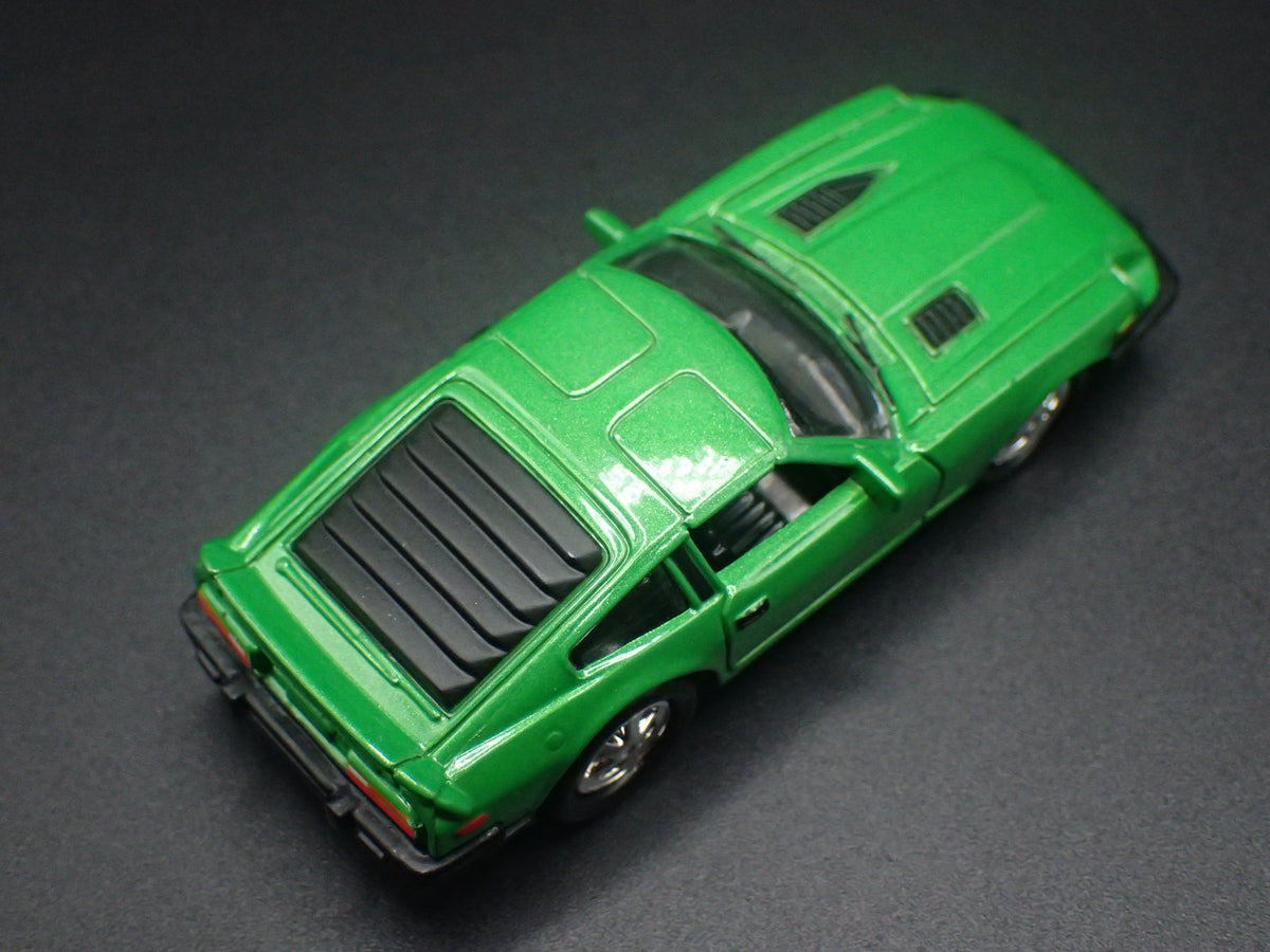 1981 81 DATSUN 280ZX TURBO GREEN 1:64 SCALE COLLECTIBLE DIORAMA DIECAST MODEL CAR