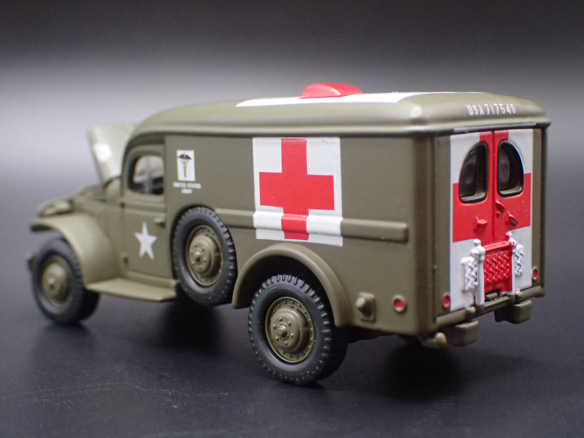 WWII GMC WC54 ARMY MILITARY AMBULANCE RARE 1:64 SCALE DIORAMA DIECAST MODEL CAR