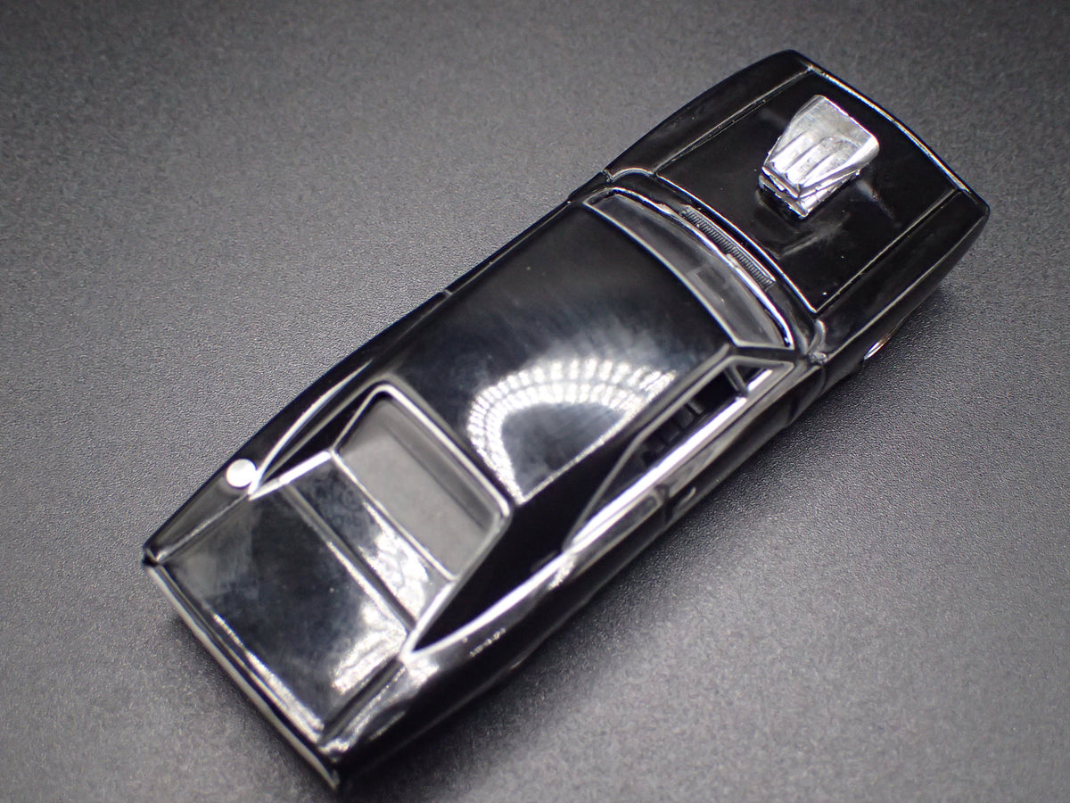 1970 70 DODGE CHARGER BLACK 1:64 SCALE COLLECTIBLE DIORAMA DIECAST MODEL CAR