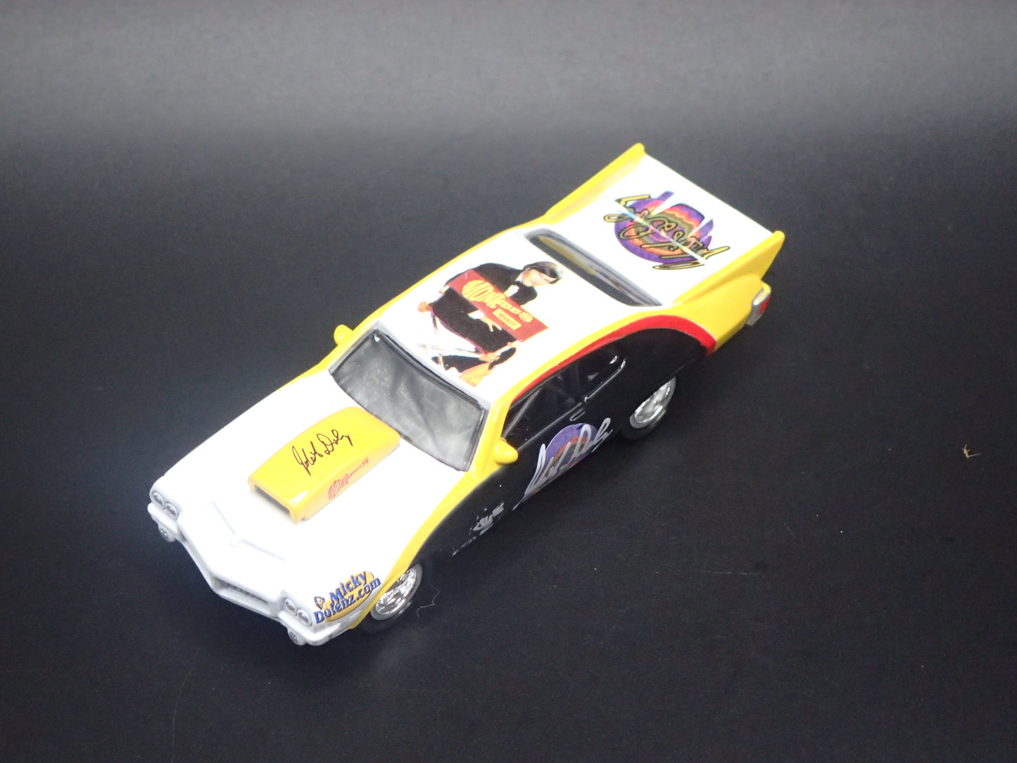 1971 71 PONTIAC GTO NHRA PRO STREET THE MONKEES 1:64 SCALE DIECAST MODEL CAR