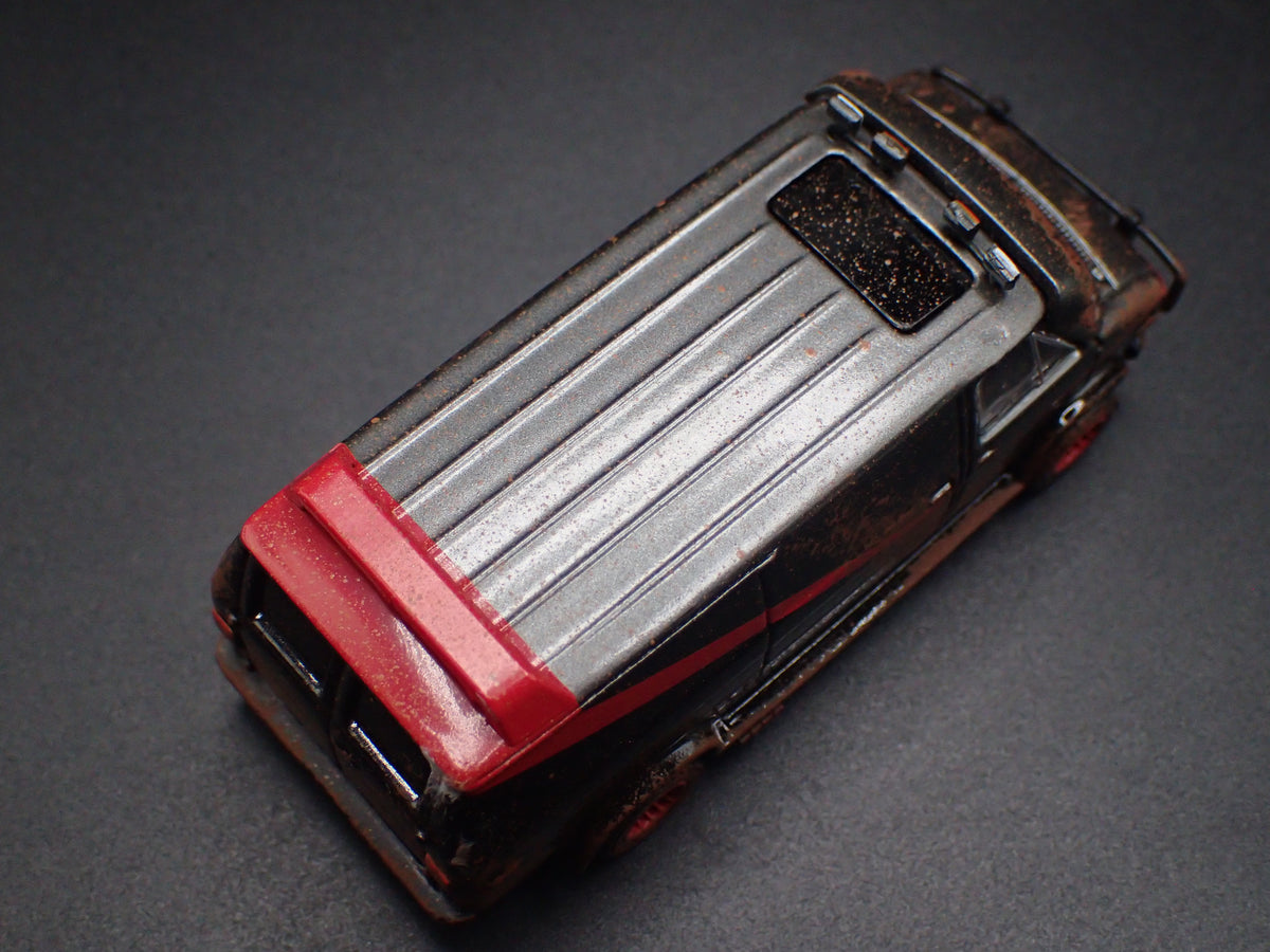 1983 83 GMC VANDURA A-TEAM VAN CUSTOM MUDDY 1/64 SCALE DIECAST MODEL CAR
