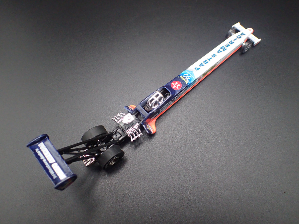 1996 96 SHELLY ANDERSON NHRA TOP FUEL DRAGSTER 1:64 SCALE DIORAMA DIECAST MODEL CAR