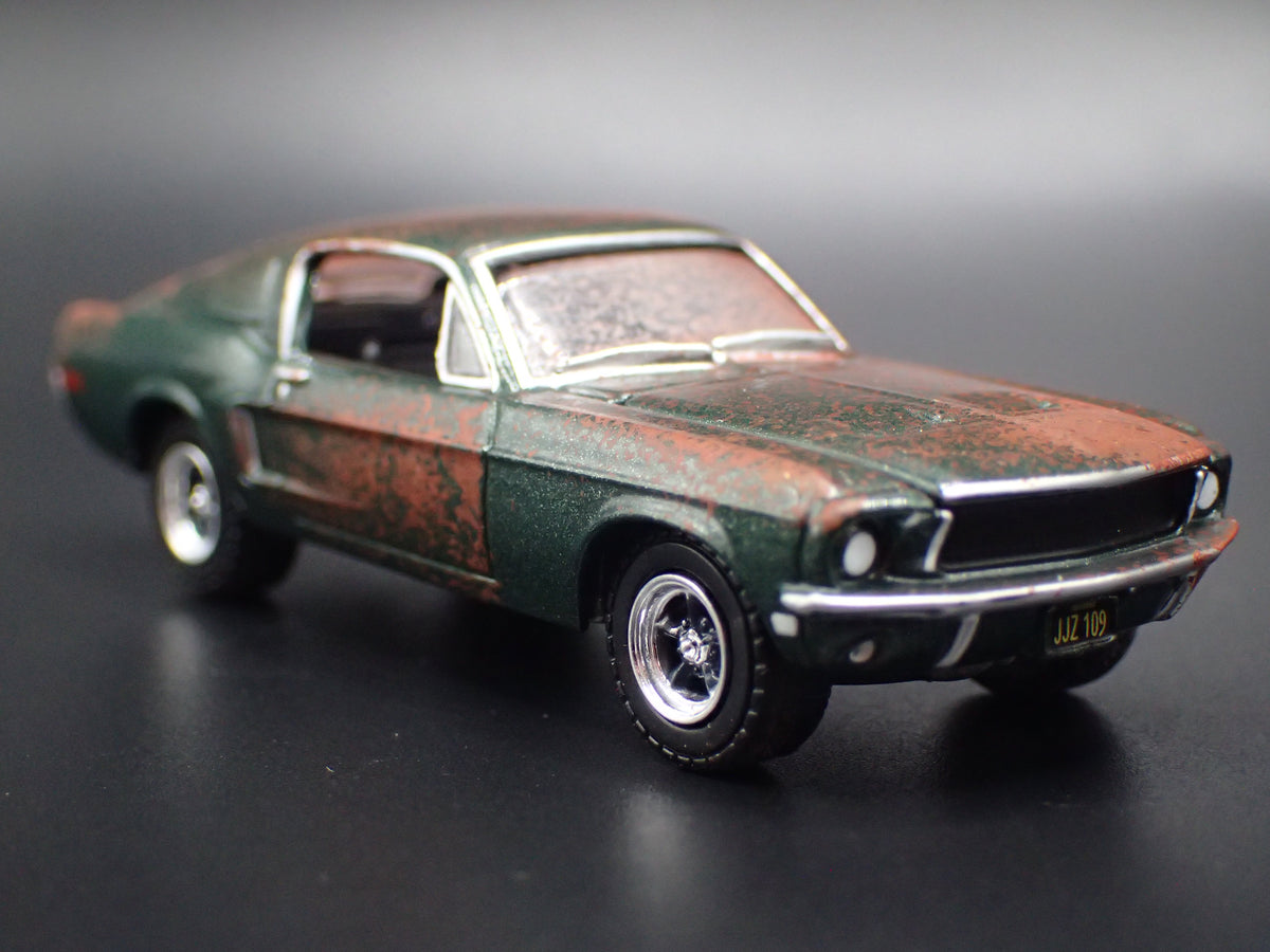 1968 FORD MUSTANG BULLITT FASTBACK BARN FIND 1:64 SCALE DIECAST MODEL CAR