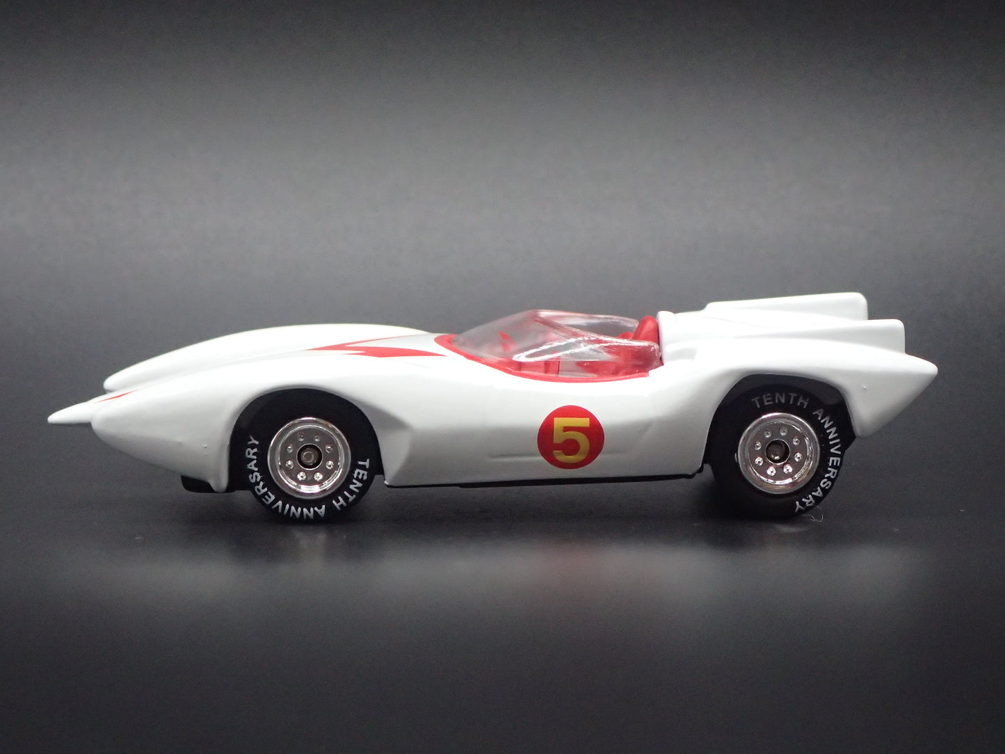 SPEED RACER MACH 5 FIVE RARE 1/64 SCALE COLLECTIBLE DIORAMA DIECAST MODEL CAR