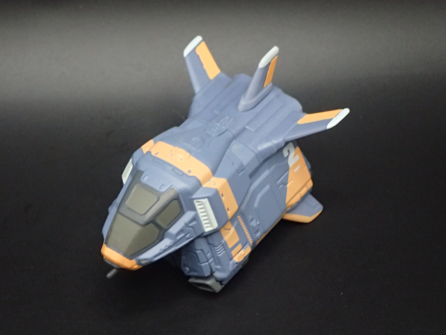 DISNEY PIXAR LIGHTYEAR ARMADILLO SPACESHIP 1/64 SCALE DIORAMA DIECAST MODEL CAR