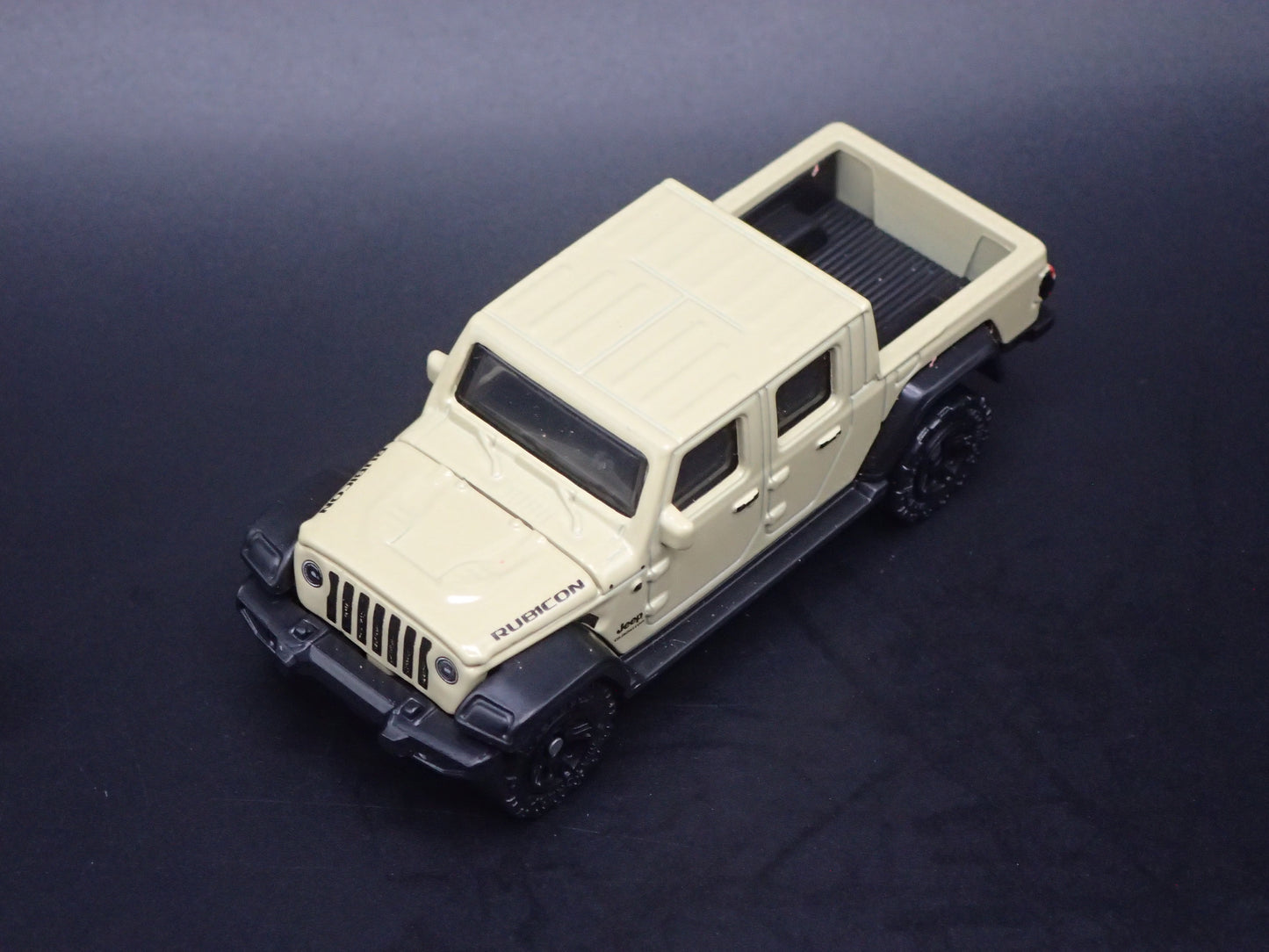 2020-2026 JEEP GLADIATOR PICKUP TRUCK JT 1:64 SCALE DIORAMA DIECAST MODEL CAR