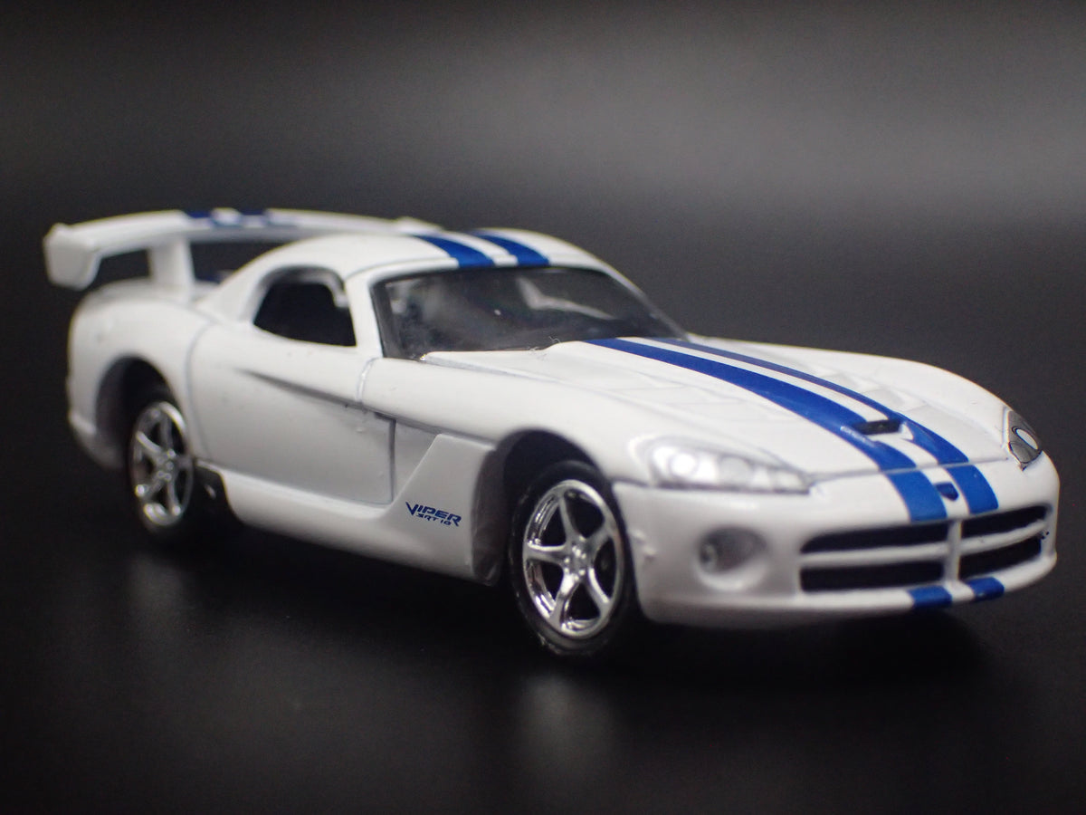 2008-2010 DODGE VIPER SRT10 WHITE 1/64 SCALE COLLECTIBLE DIORAMA DIECAST MODEL CAR