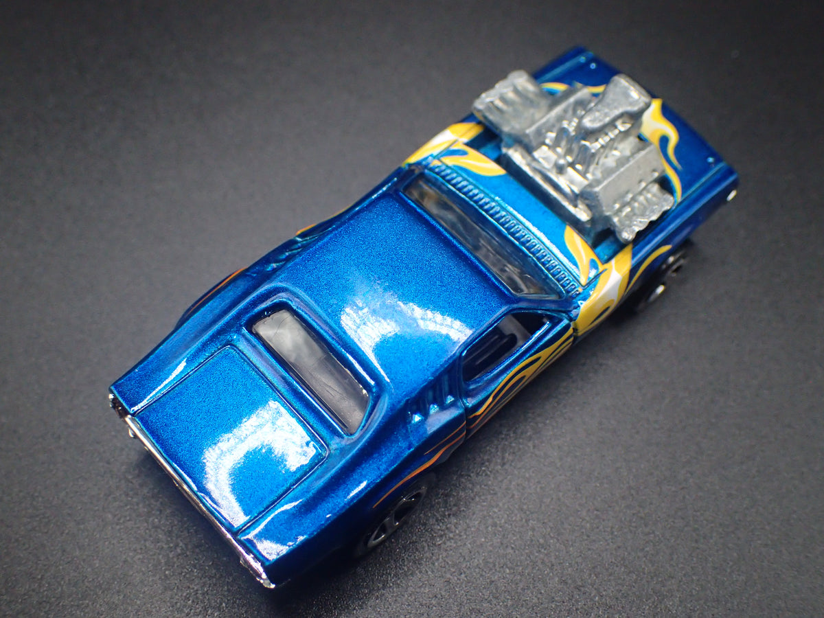 ROGER DODGER DIXIE CHALLENGER 1/64 SCALE COLLECTIBLE DIORAMA DIECAST MODEL CAR